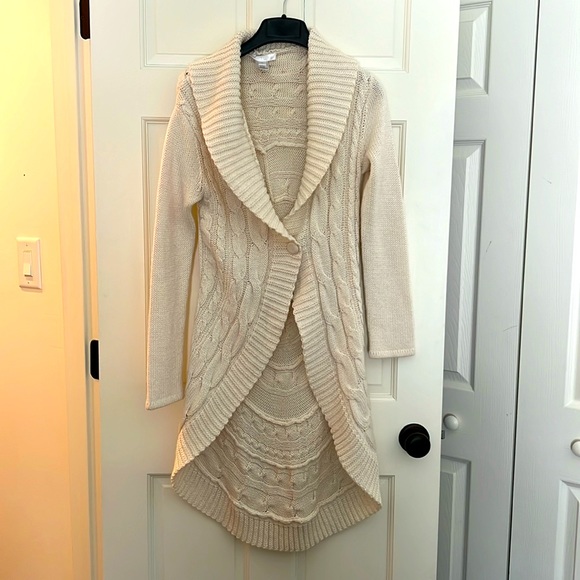 Cardigan - Picture 1 of 5